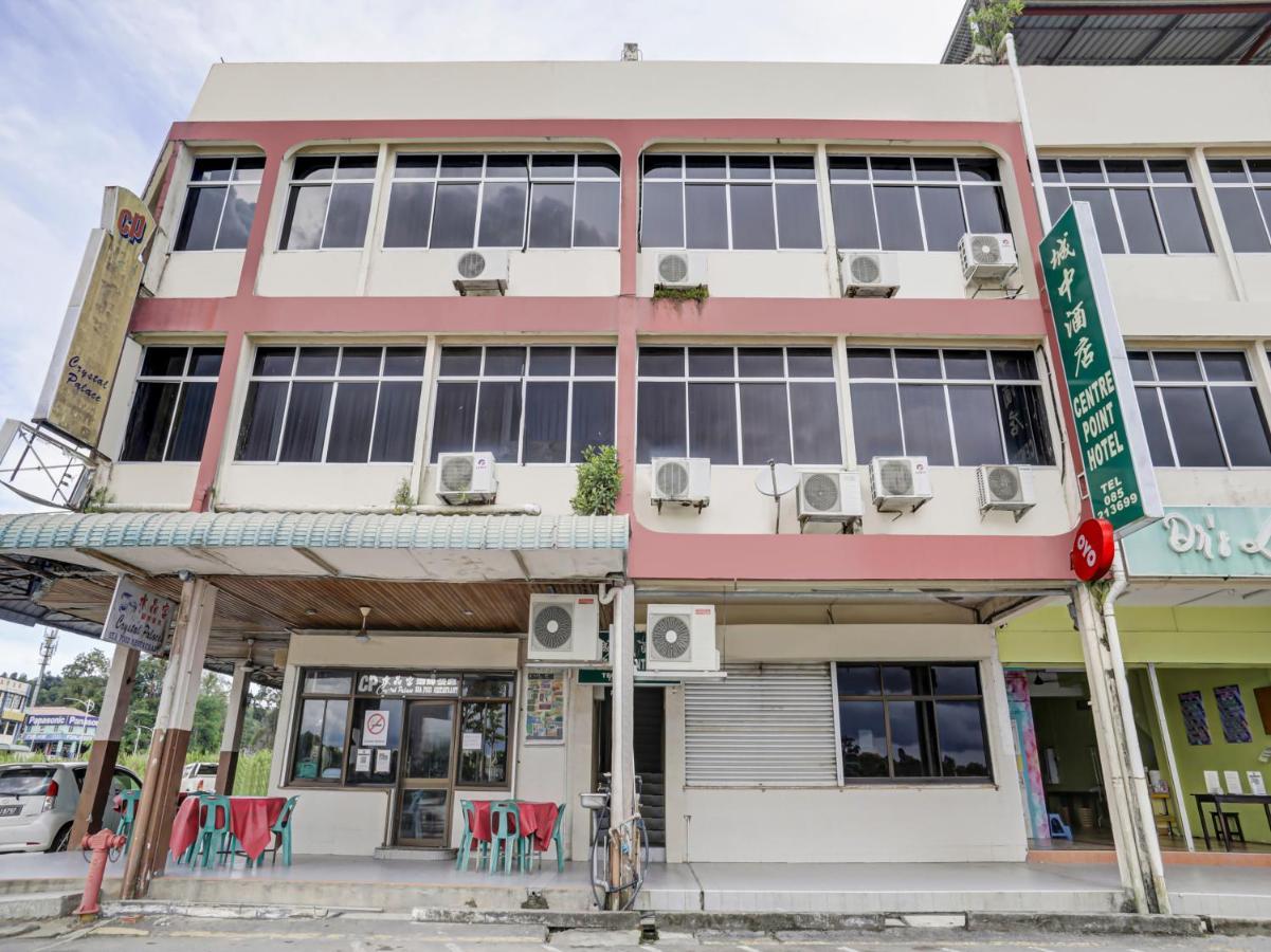 Oyo 90376 Centre Point Hotel Limbang Exterior foto